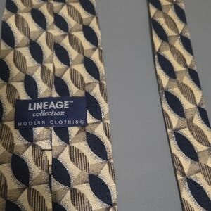 Lineage Collection Navy and Gold Patterned Tie